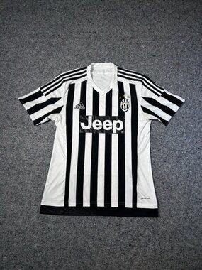 Juventus FC 2015-16 Home Soccer Jersey Adidas AA0336 Men’s M